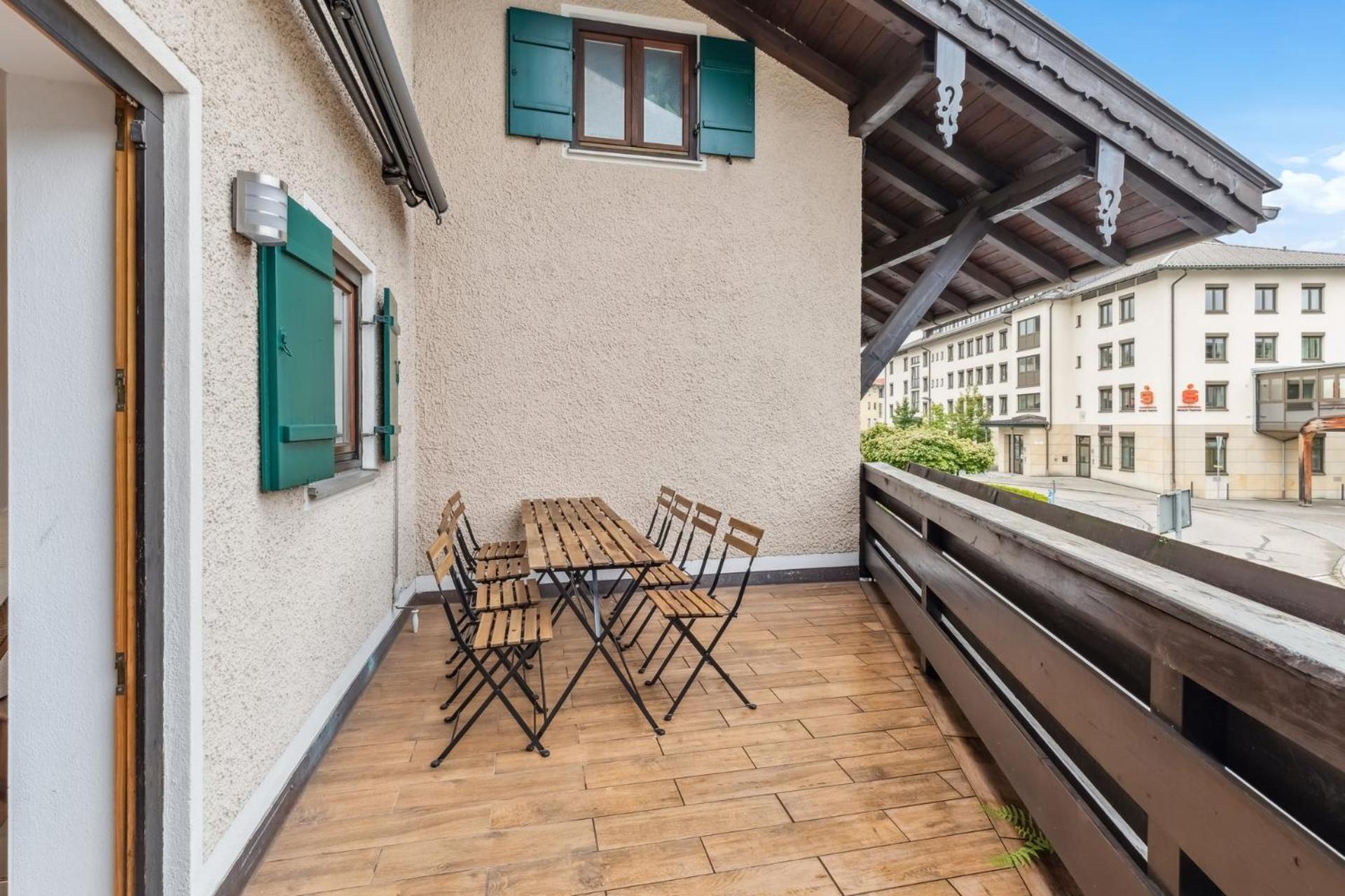Casa Primavera - Grosse Stadtvilla Im Zentrum Miesbachs Dış mekan fotoğraf