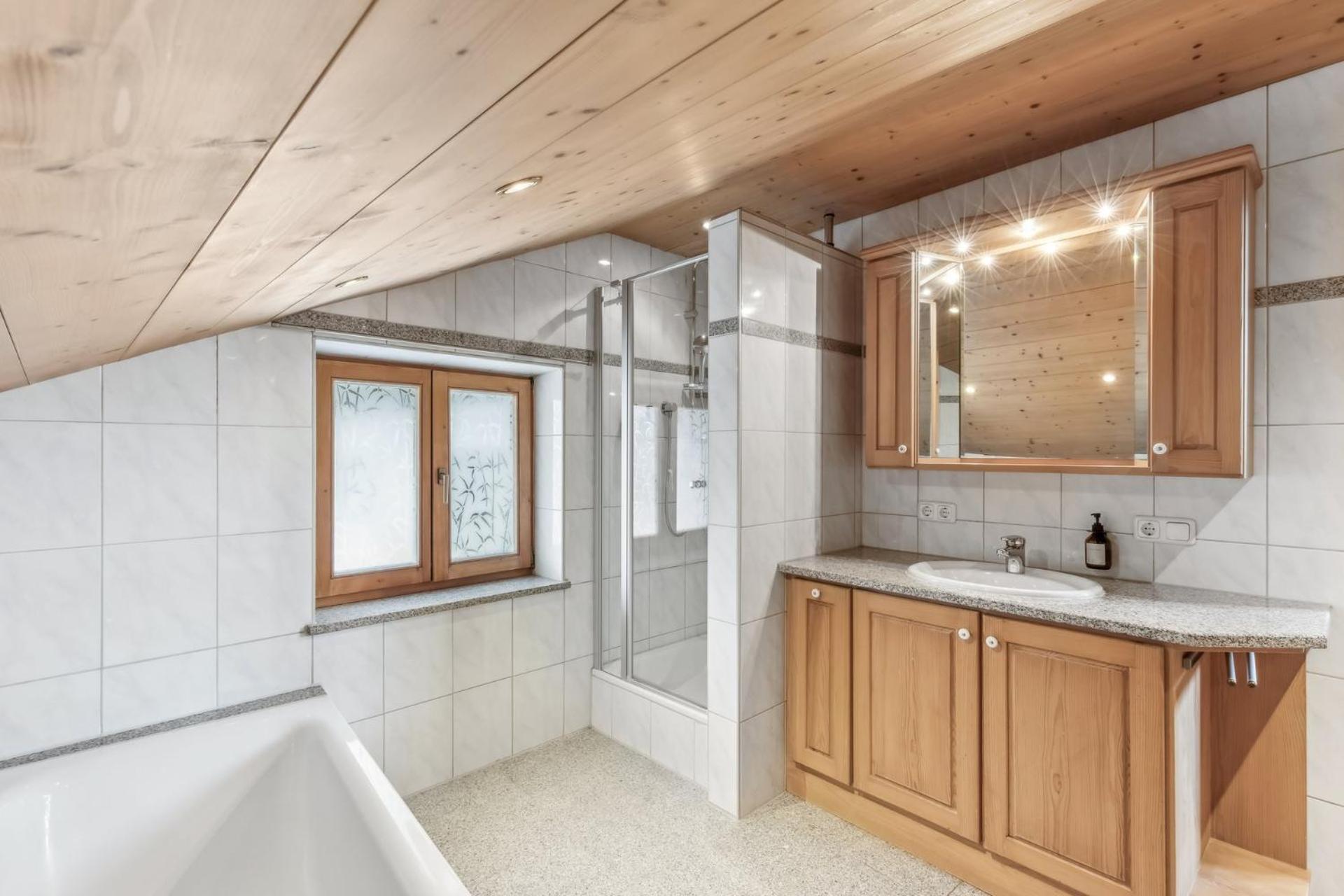 Casa Primavera - Grosse Stadtvilla Im Zentrum Miesbachs Dış mekan fotoğraf